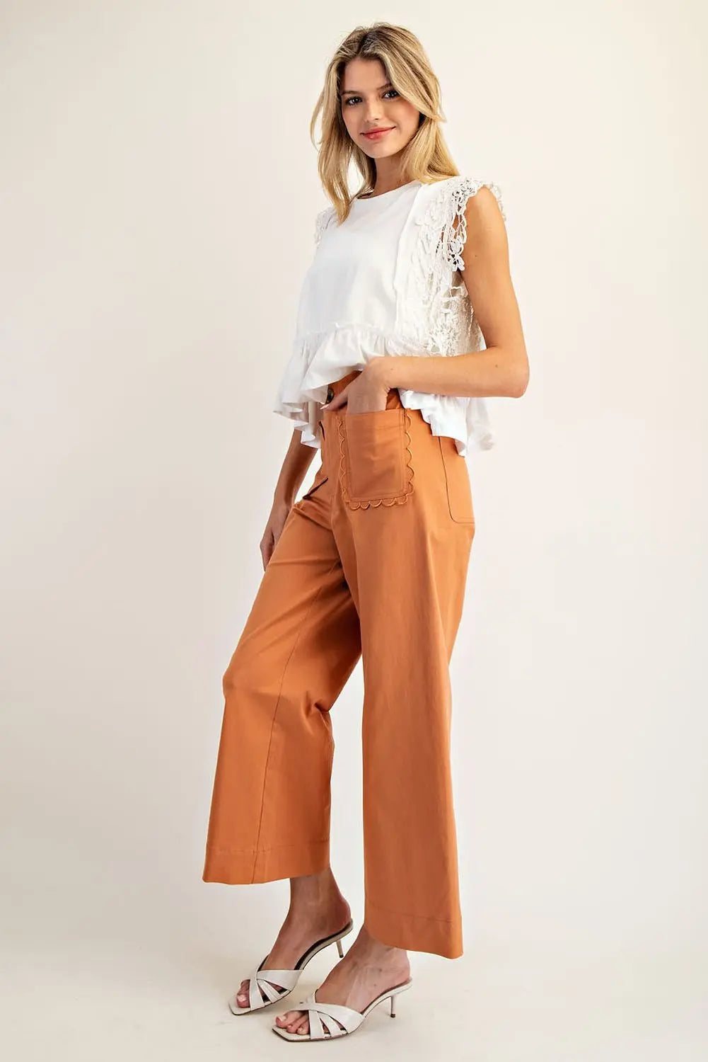 Sunrise Scallop Pocket Pant