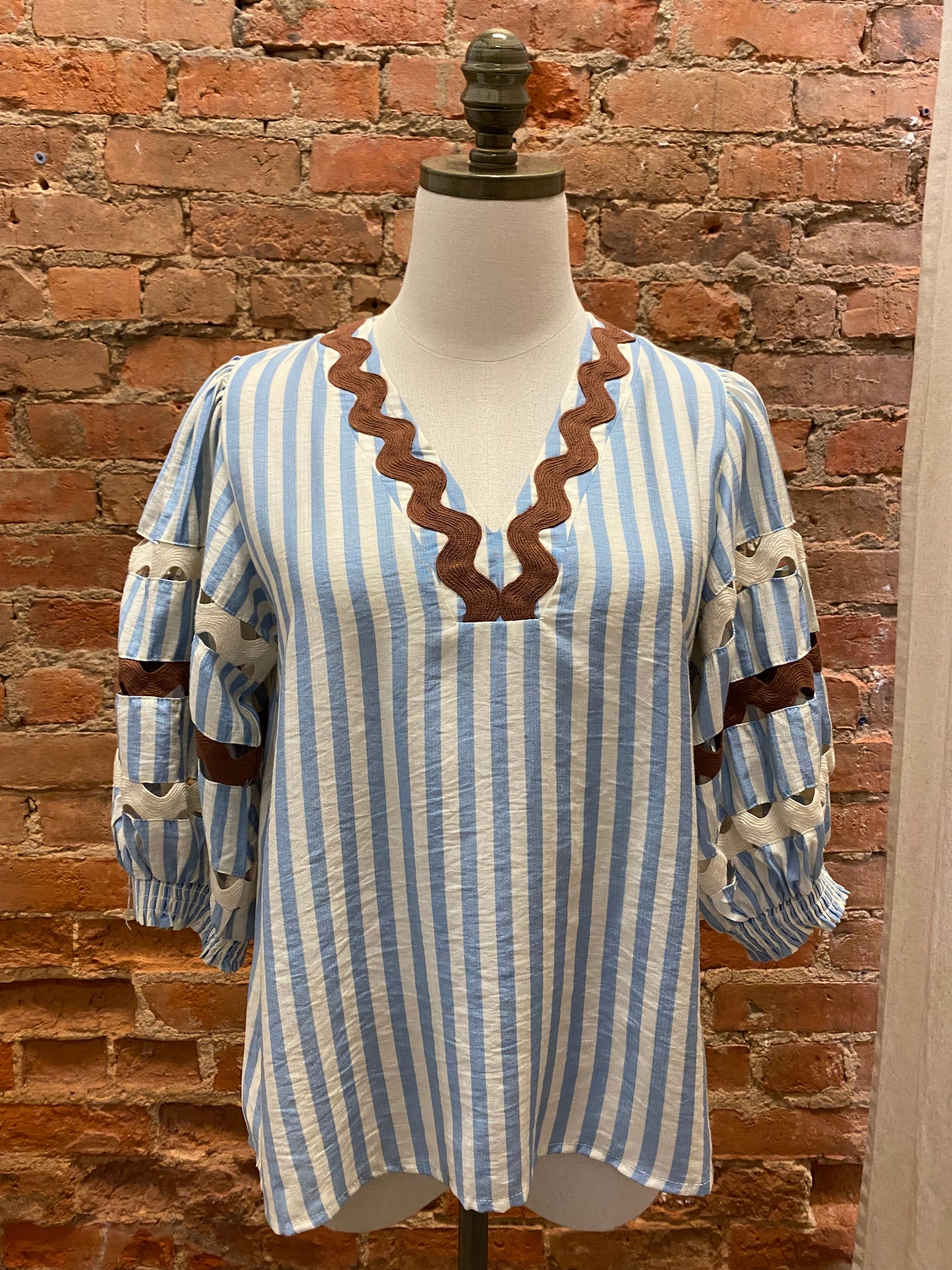 Harbor Breeze Top