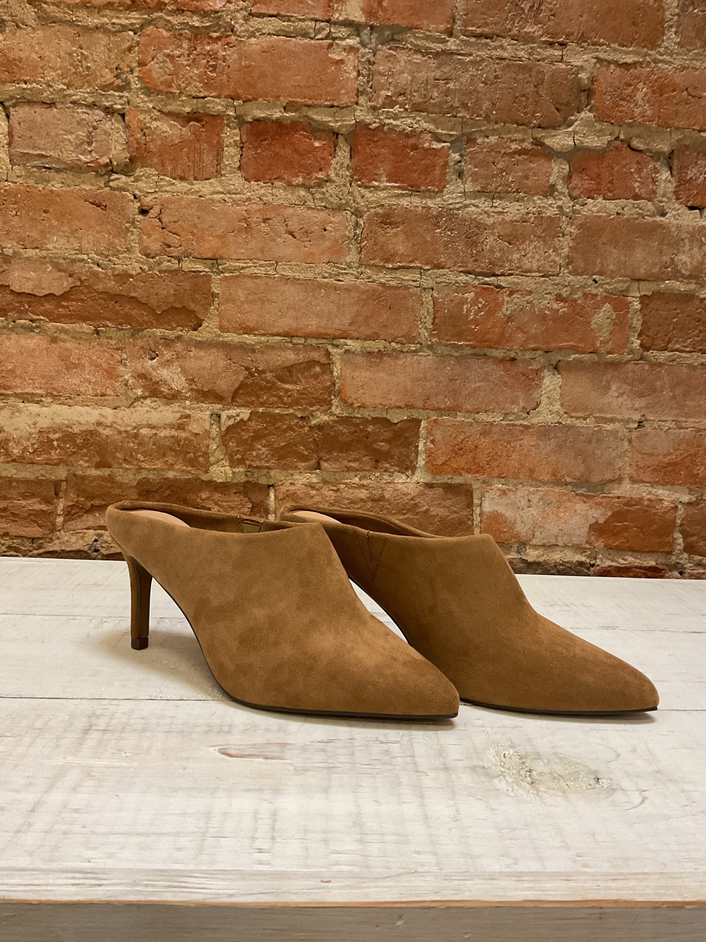 Corky’s Sneek Peek Heel